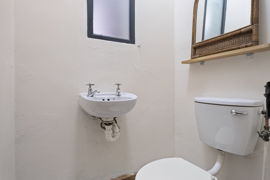 To Let 4 Bedroom Property for Rent in Woodstock Western Cape
